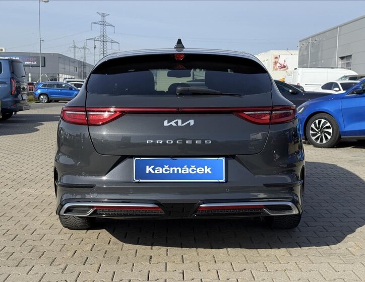 KIA ProCeed Hatchback 1,5 l 117 kw