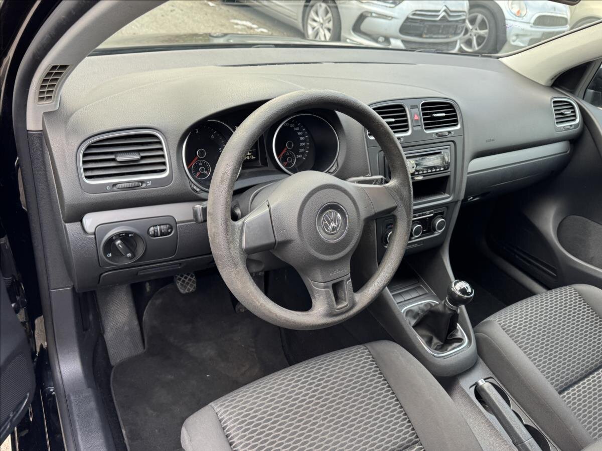 Volkswagen Golf Hatchback 1,6 l 77 kw