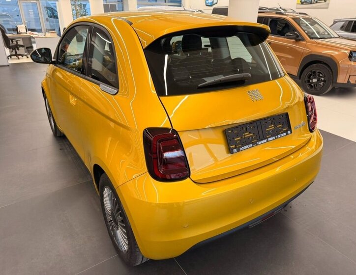 Fiat 500 Hatchback 999,0 48 kw