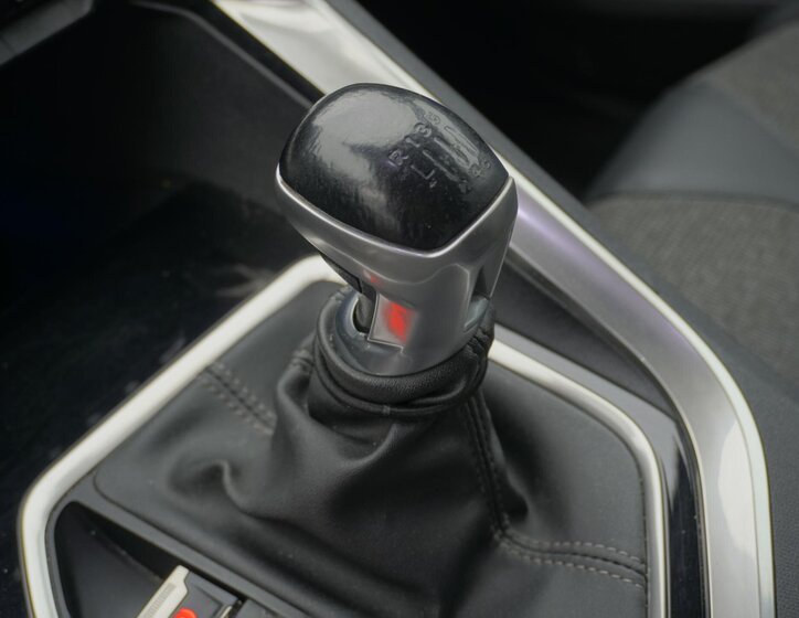 Peugeot 5008 SUV 1,2 l 96 kw