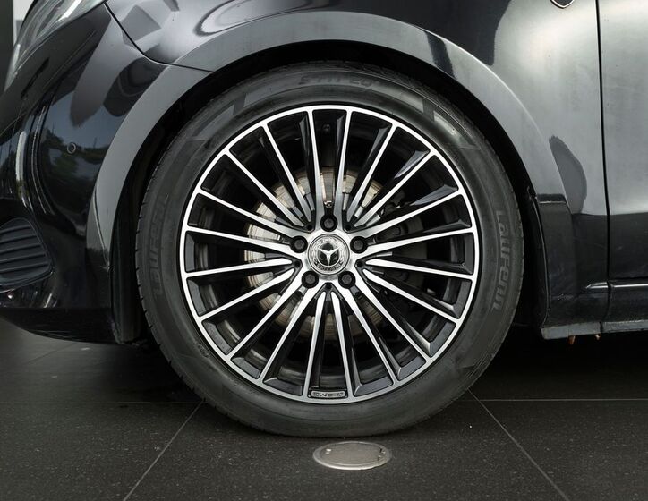 Mercedes-Benz Třídy V 10