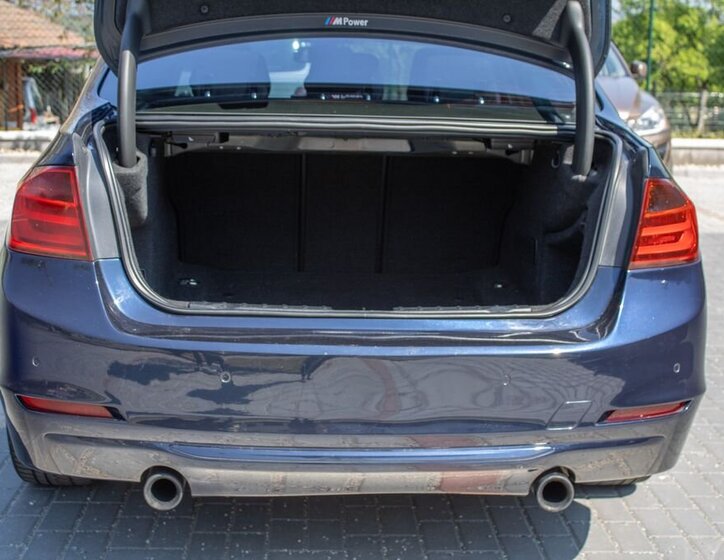 BMW Řada 3 Sedan / Limuzína 3,0 l 225 kw