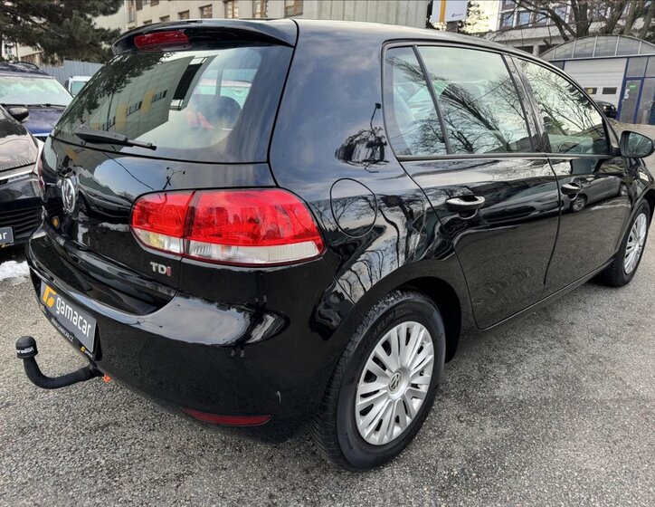 Volkswagen Golf Hatchback 1,6 l 77 kw