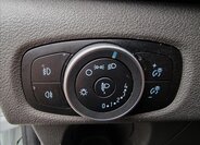 Ford Transit Custom Skříň 2,0 l 77 kw