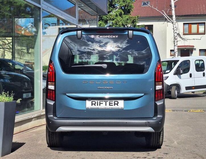 Peugeot Rifter 5