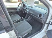 Volkswagen up! 19