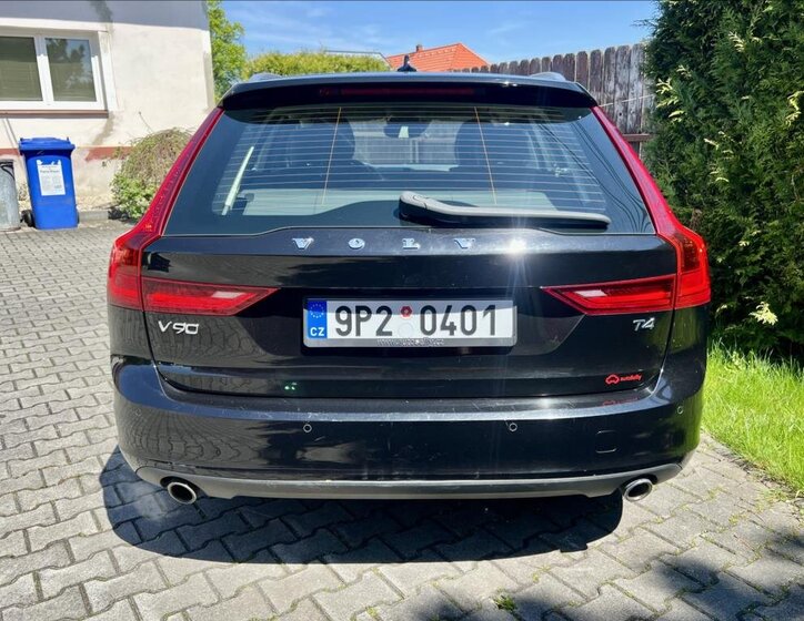 Volvo V90 Kombi 2,0 l 140 kw