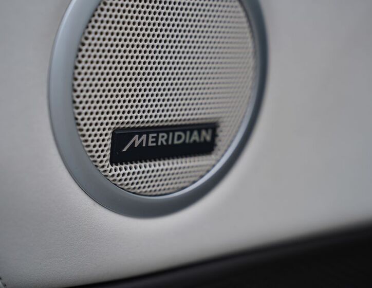 Land Rover Discovery 23