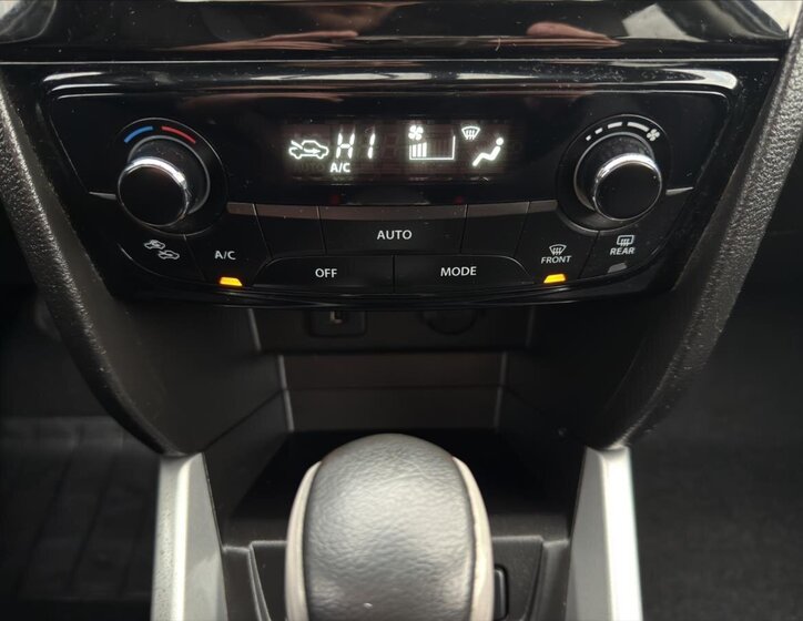 Suzuki Vitara SUV / Terénní 1,6 l 88 kw