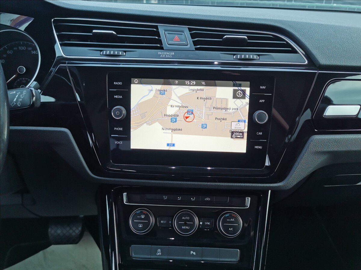 Volkswagen Touran MPV 1,6 l 85 kw