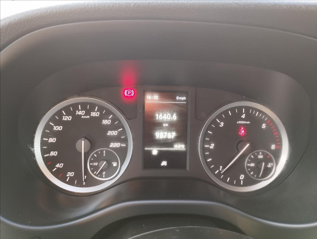 Mercedes-Benz Vito MPV 1,8 l 100 kw