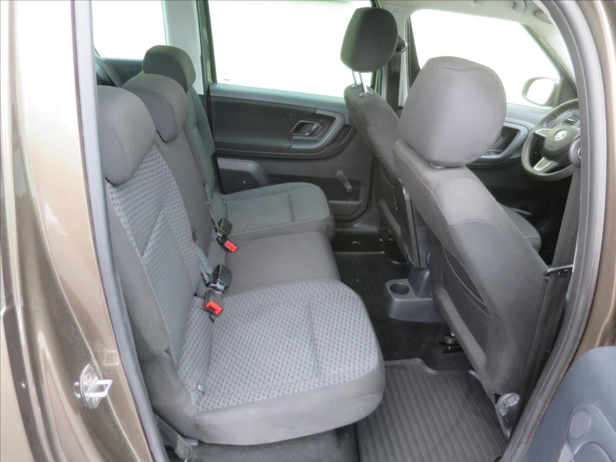 Škoda Roomster Hatchback 1,2 l 77 kw