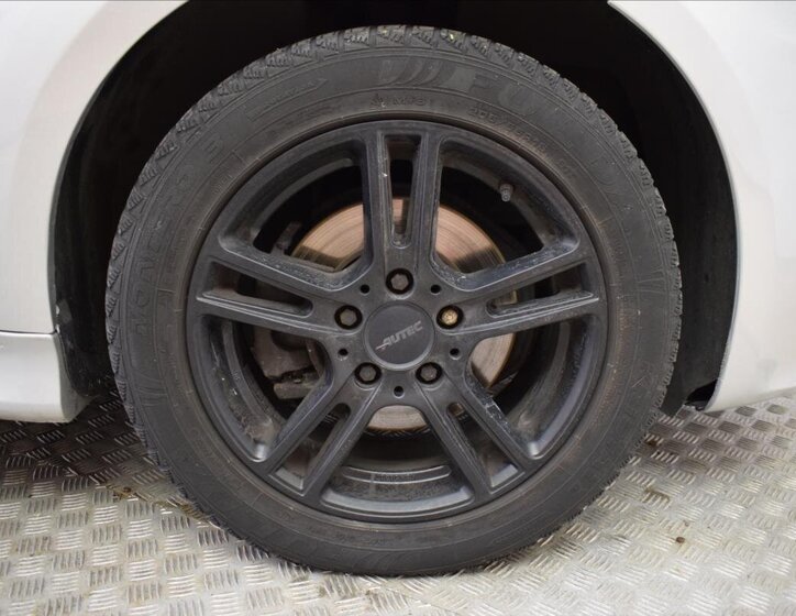 Mercedes-Benz Třídy B Hatchback 1,5 l 70 kw