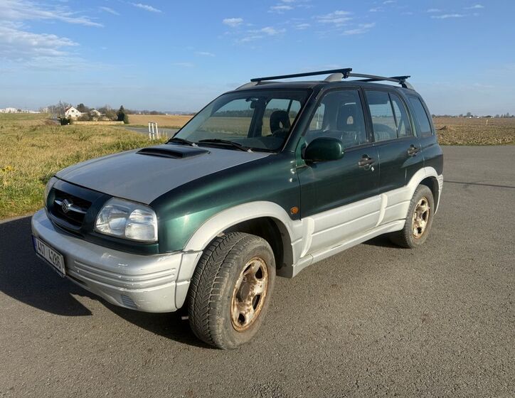 Suzuki Grand Vitara 1