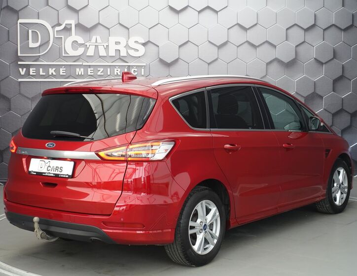 Ford S-MAX 5