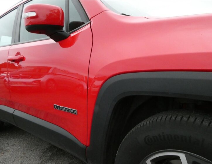 Jeep Renegade SUV / Terénní 1,3 l 111 kw