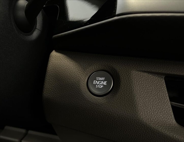 Volkswagen Multivan 36