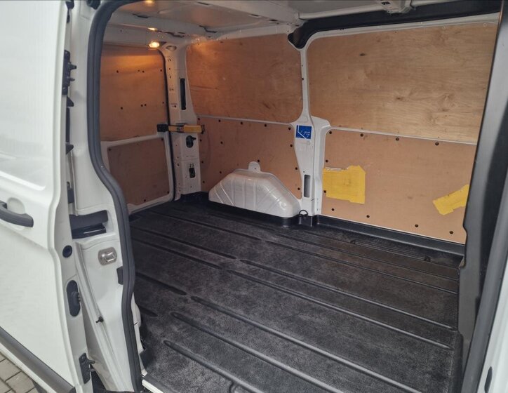 Ford Transit Custom Skříň 2,0 l 77 kw