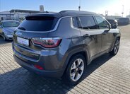 Jeep Compass 4