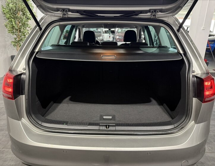 Volkswagen Golf Kombi 2,0 l 110 kw