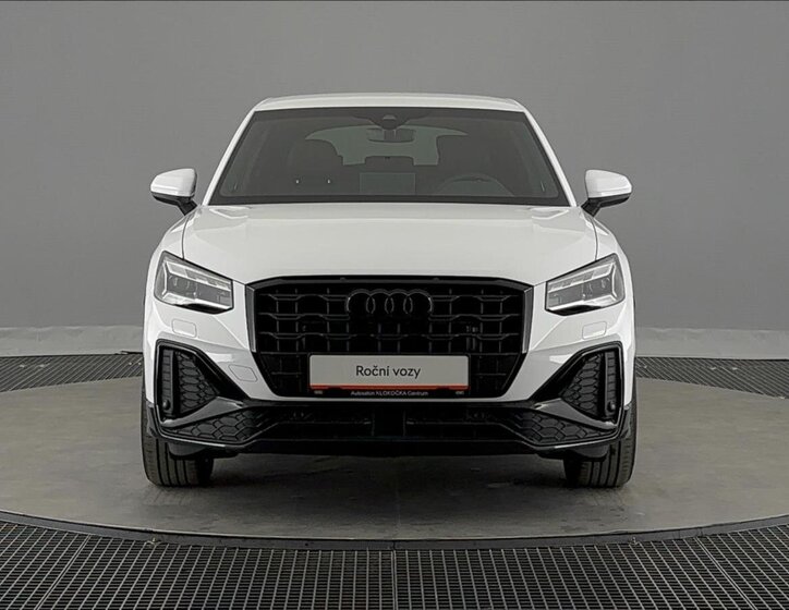 Audi Q2 SUV / Terénní 1,5 l 110 kw