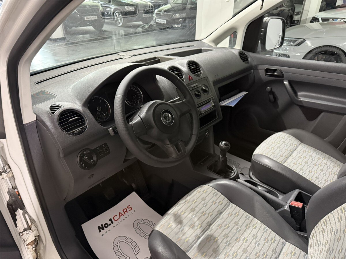Volkswagen Caddy Skříň 1,6 l 75 kw
