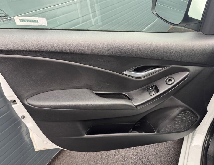 Hyundai ix20 MPV 1,4 l 66 kw