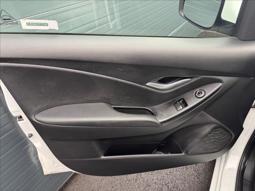 Hyundai ix20 MPV 1,4 l 66 kw