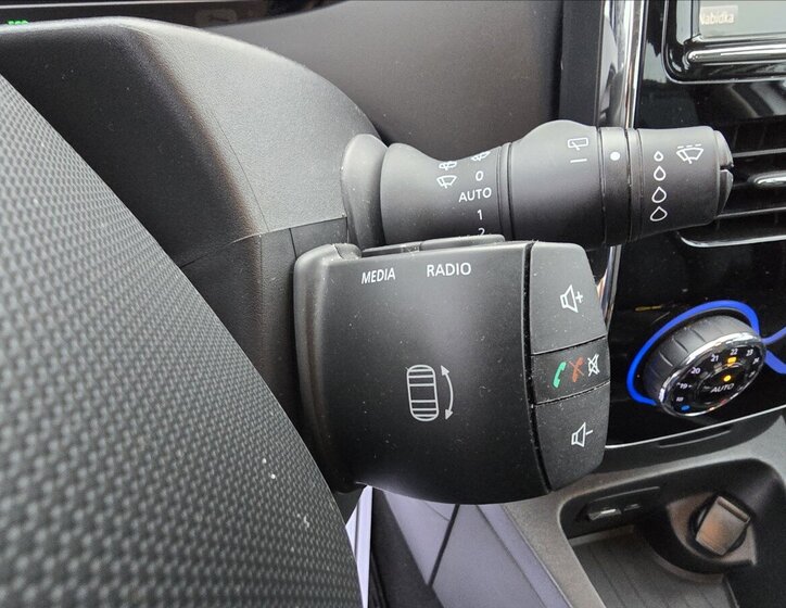 Renault ZOE Hatchback 0,0 80 kw