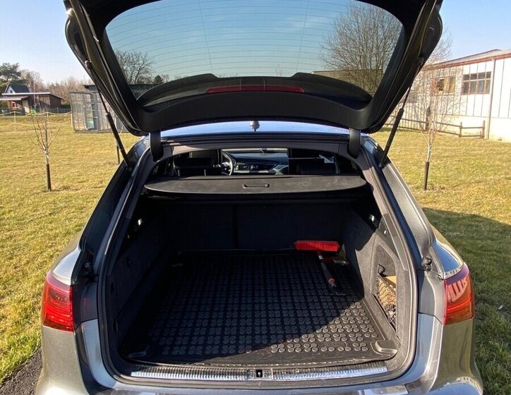 Audi A6 Kombi 0,0 280 kw