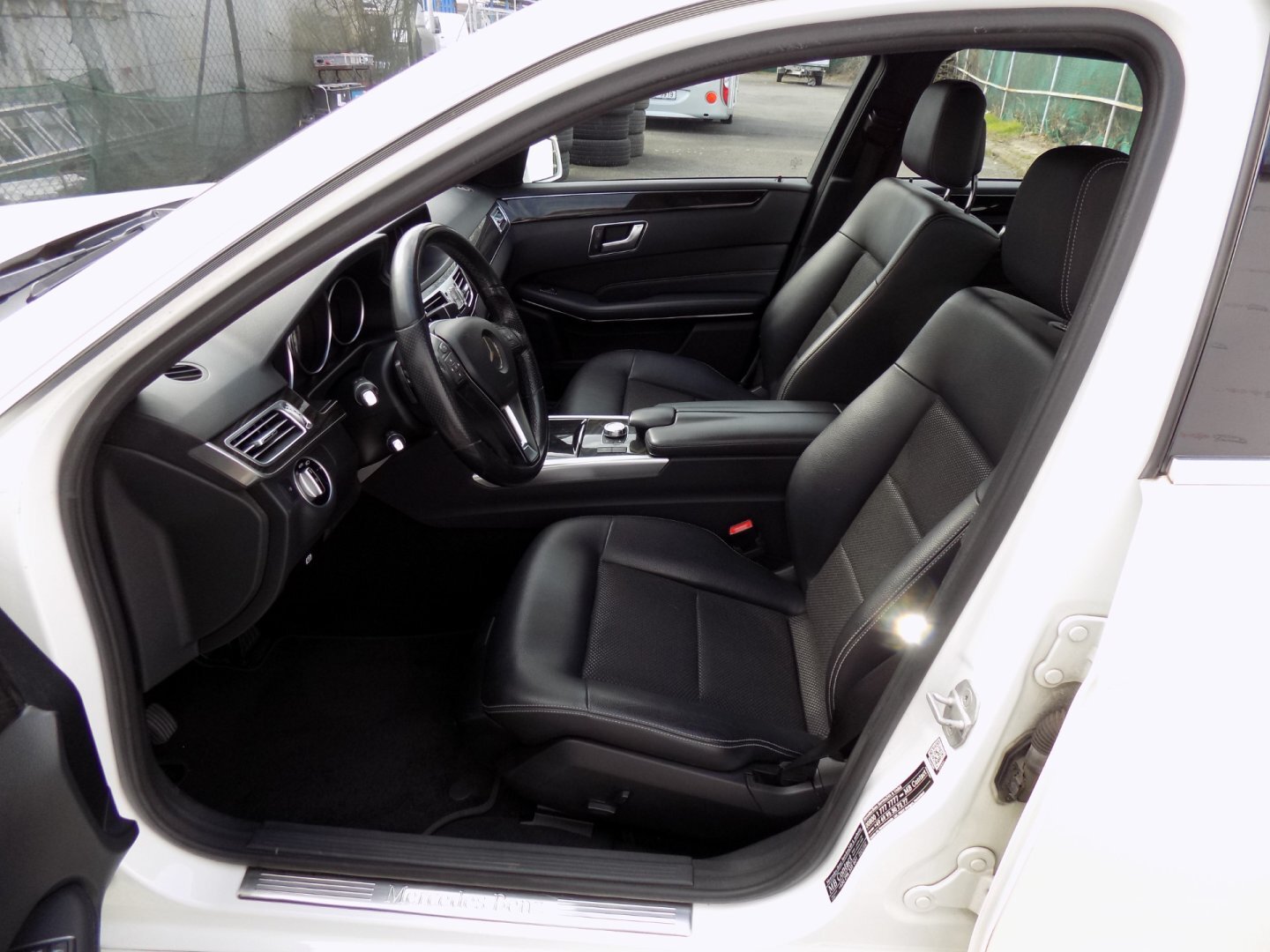 Mercedes-Benz Třídy E Sedan / Limuzína 2,1 l 125 kw