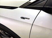 Peugeot 5008 SUV / Terénní 2,0 l 133 kw