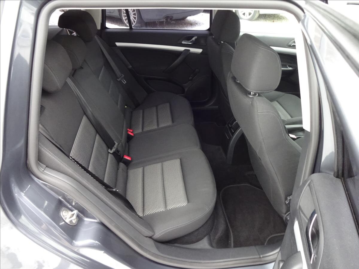Škoda Octavia Kombi 1,8 l 118 kw