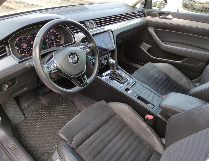 Volkswagen Passat Kombi 2,0 l 110 kw