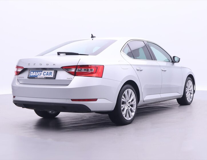 Škoda Superb Liftback 2,0 l 147 kw