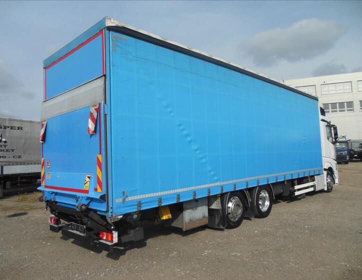 Mercedes-Benz Ostatní 3