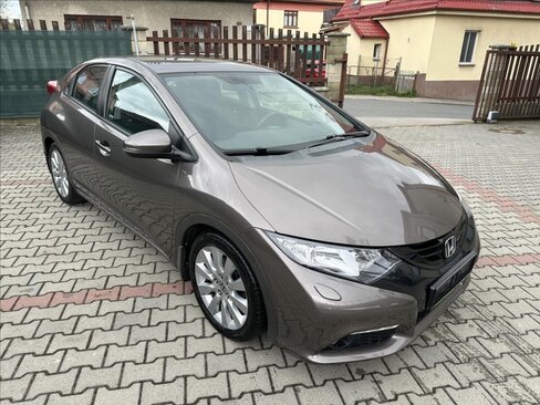 Honda Civic Hatchback 1,8 l 104 kw