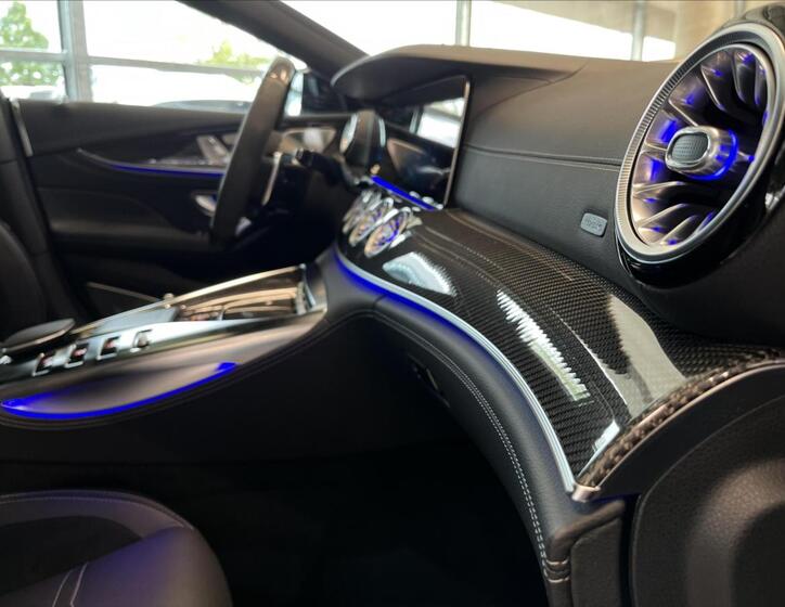 Mercedes-Benz AMG GT 18