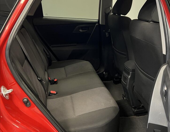 Toyota Auris Kombi 1,6 l 97 kw