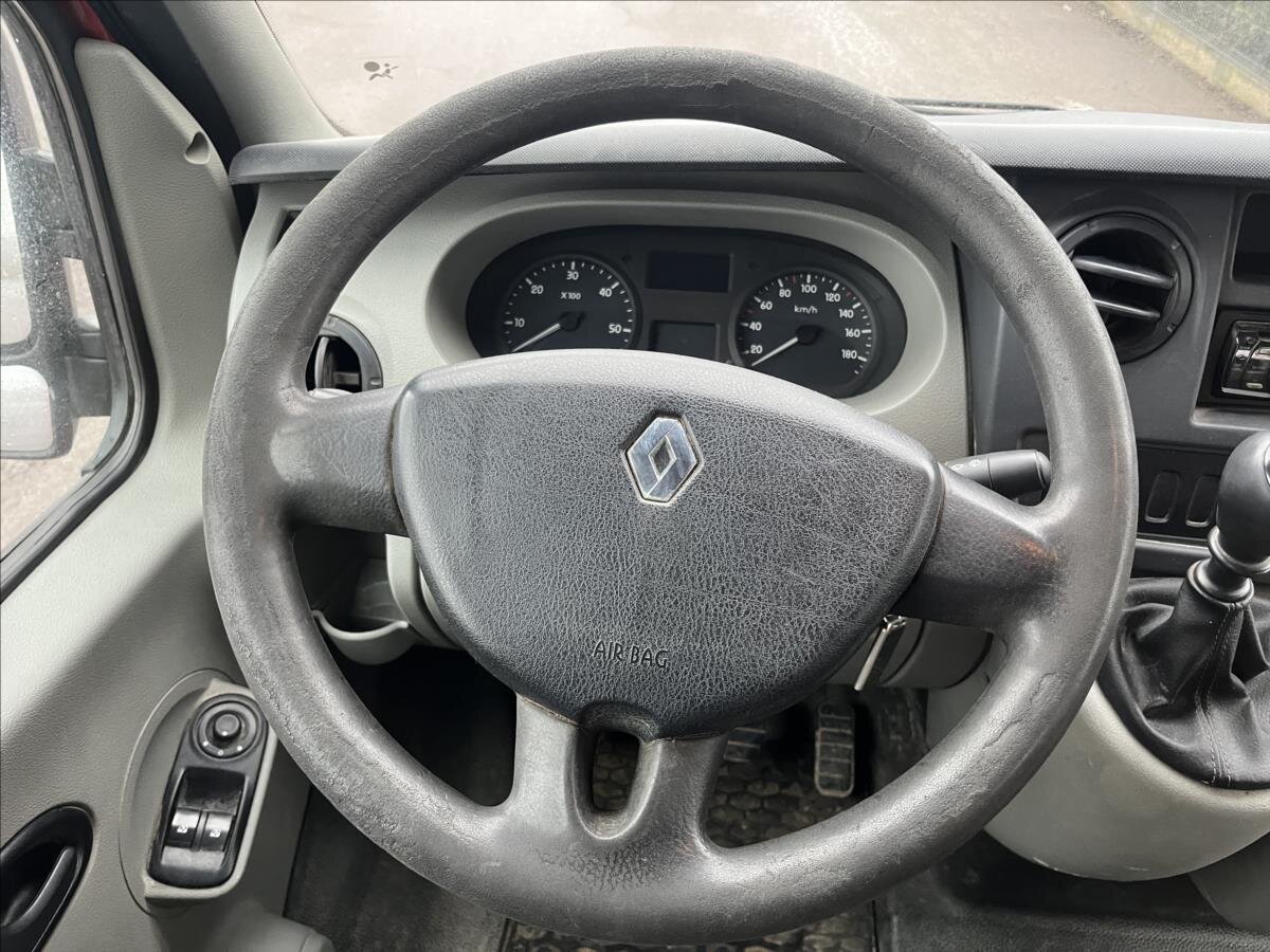 Renault Master Skříň 2,5 l 74 kw