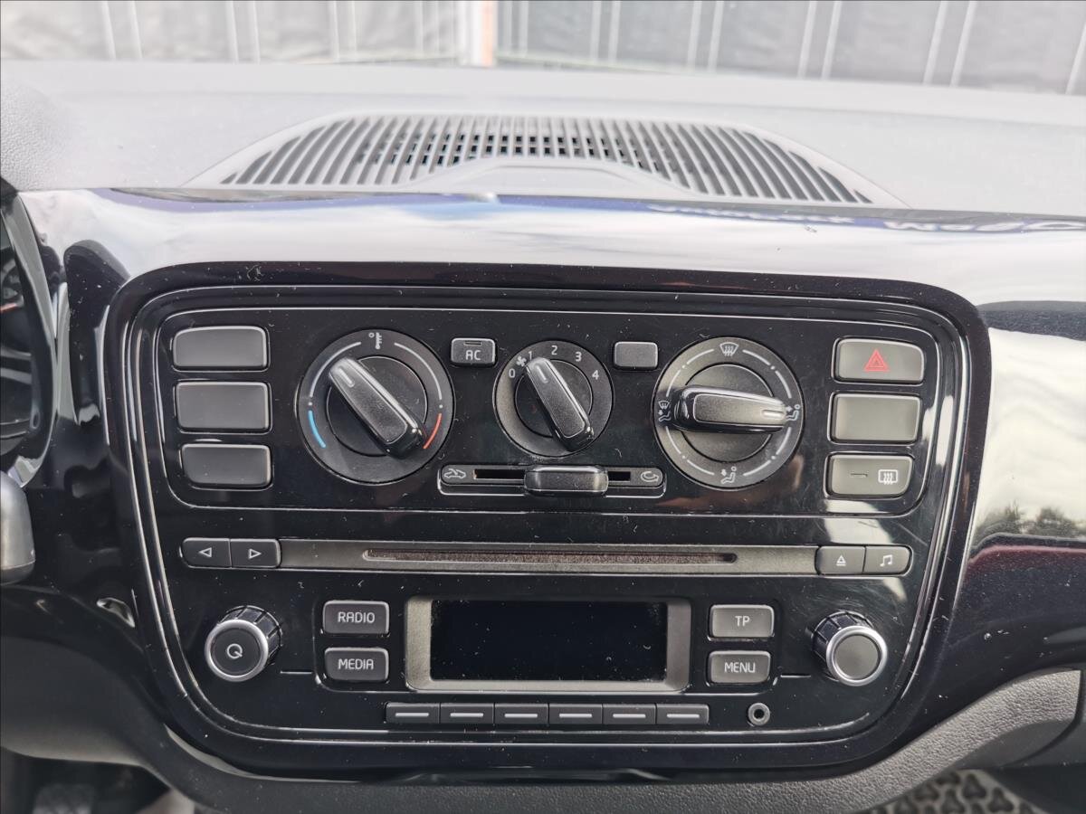 Volkswagen up! Hatchback 999,0 44 kw