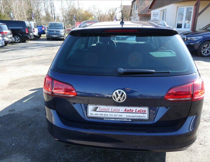 Volkswagen Golf Kombi 1,6 l 81 kw