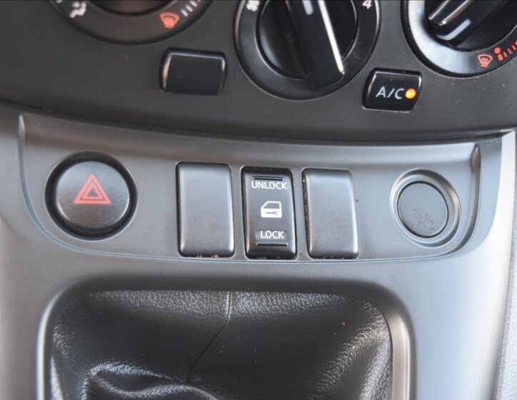 Nissan NV200 MPV 1,6 l 81 kw