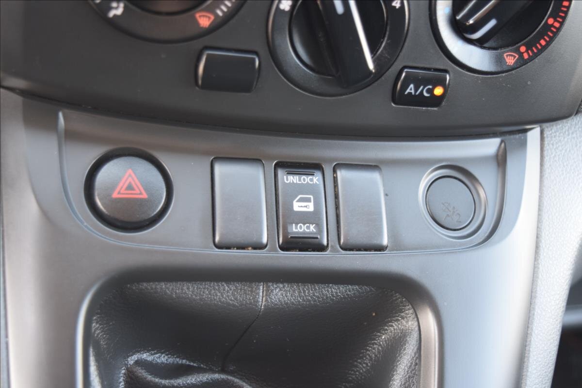 Nissan NV200 MPV 1,6 l 81 kw