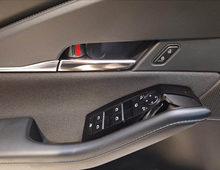 Mazda CX-30 SUV 2,5 l 103 kw