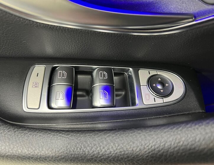 Mercedes-Benz Třídy E 26