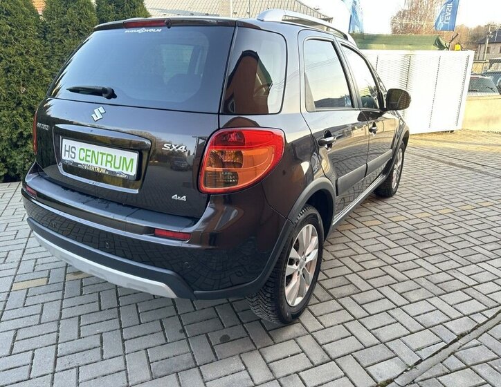 Suzuki SX4 Hatchback 1,6 l 88 kw
