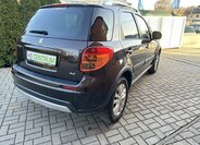 Suzuki SX4 Hatchback 1,6 l 88 kw