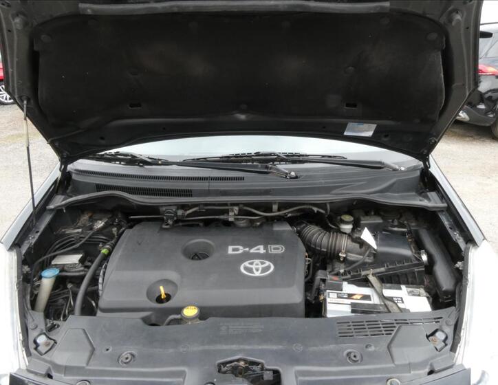 Toyota Corolla Verso 26