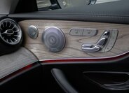 Mercedes-Benz Třídy E 42